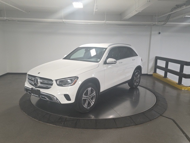 2022 Mercedes Benz GLC 300 4MATIC photo 3