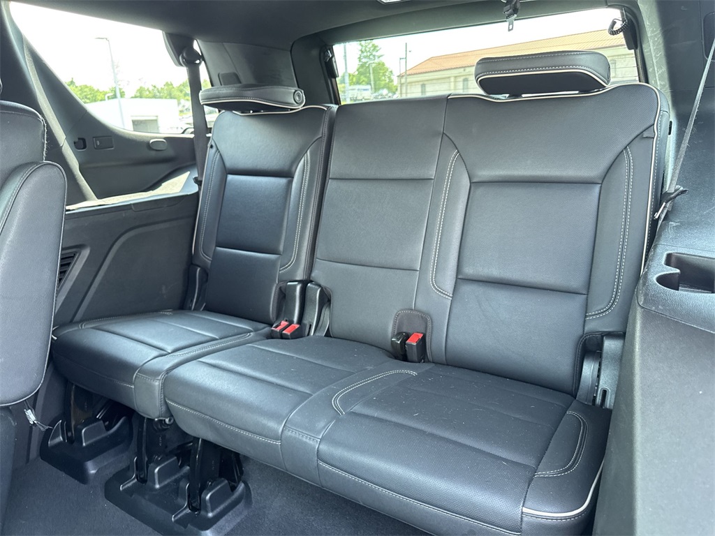 2023 Gmc Yukon SLT photo 24