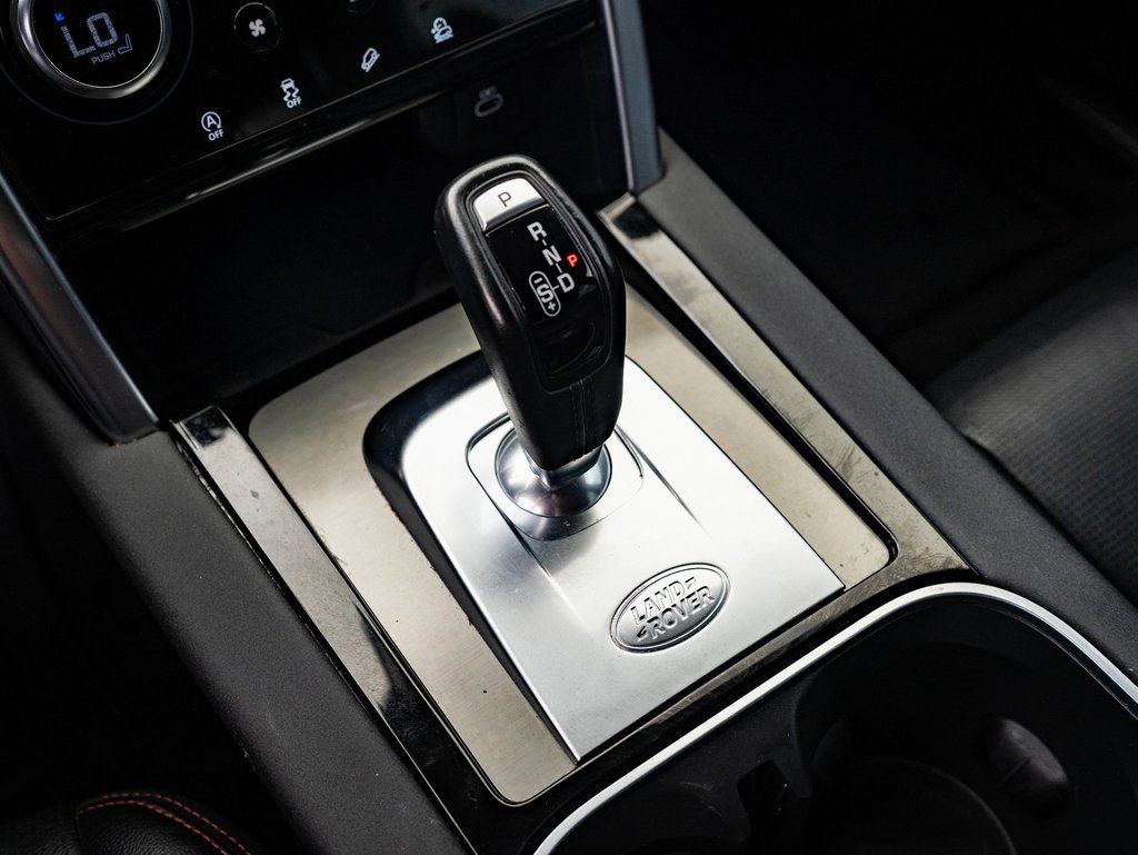 2021 Land Rover Discovery Sport S R-Dynamic photo 30