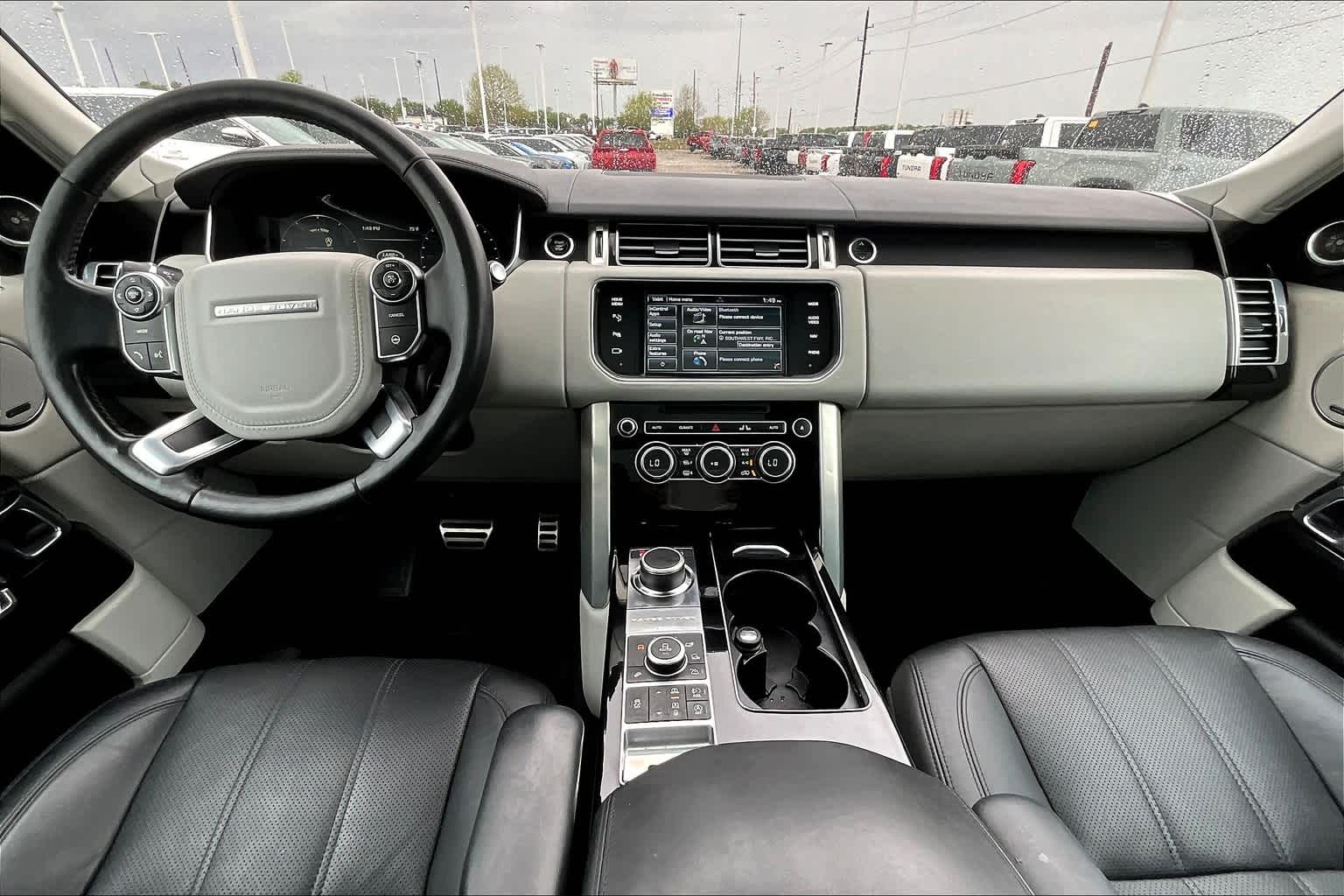 2015 Land Rover Range Rover SuperCharged photo 14
