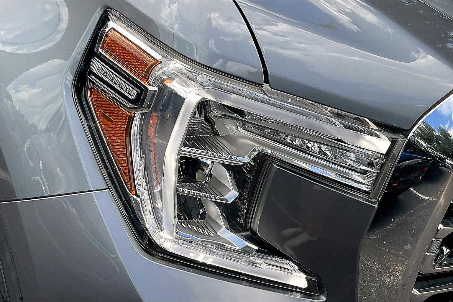 2021 Gmc Sierra 1500 SLT photo 26