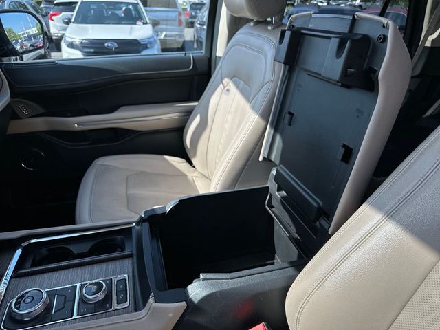 2023 Ford Expedition Limited photo 15
