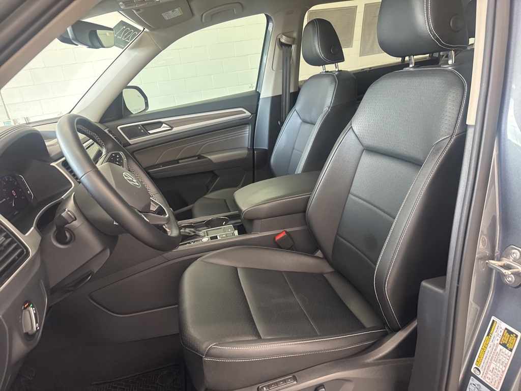 2021 Volkswagen Atlas SEL photo 10