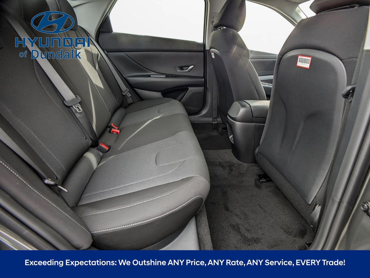 2025 Hyundai Elantra SE photo 16