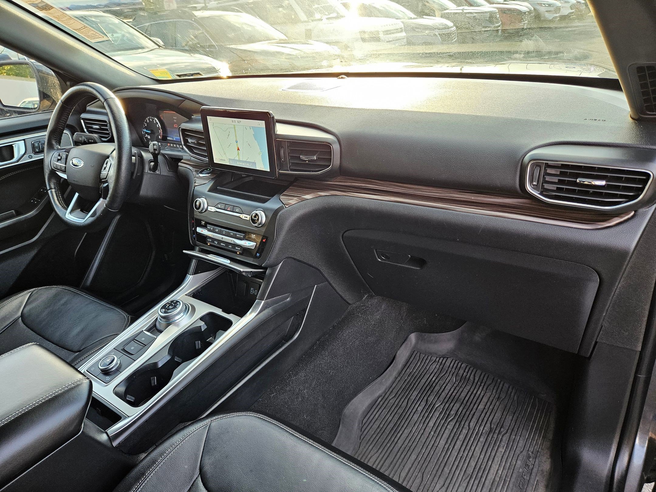 2020 Ford Explorer Limited photo 30