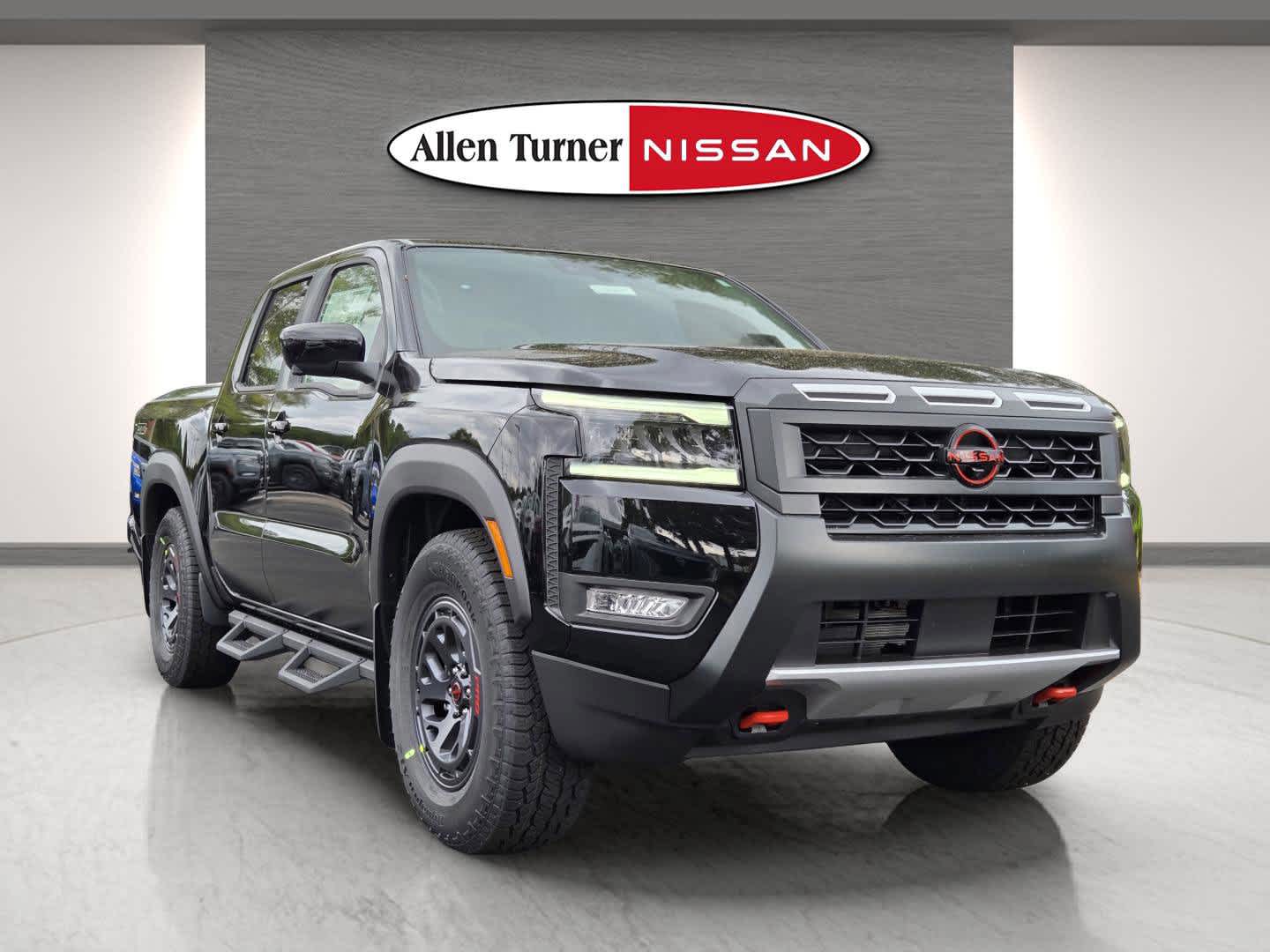 2026 Nissan Frontier Crew Cab PRO-X photo 2