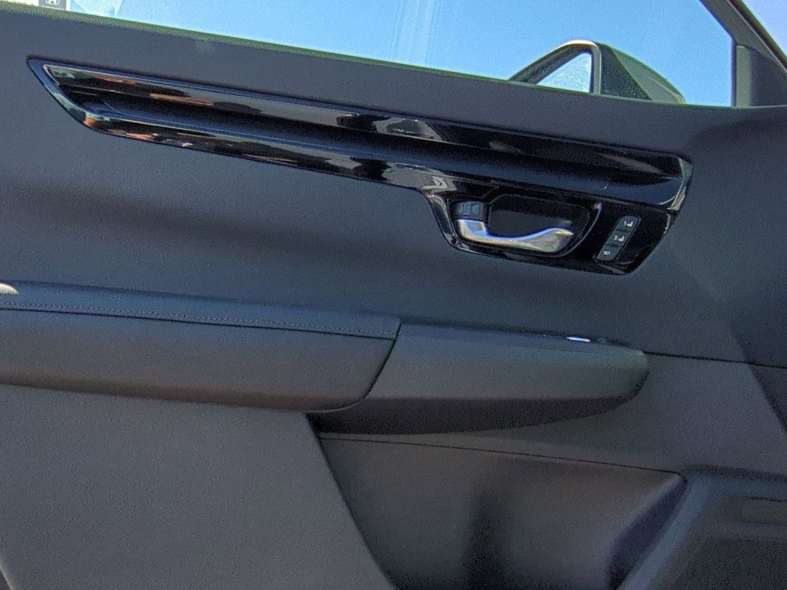 2026 Honda CR-V EX-L photo 9