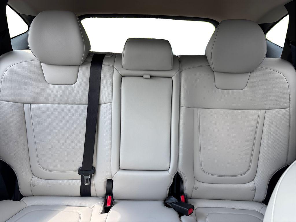 2025 Hyundai Tucson SEL Convenience photo 11