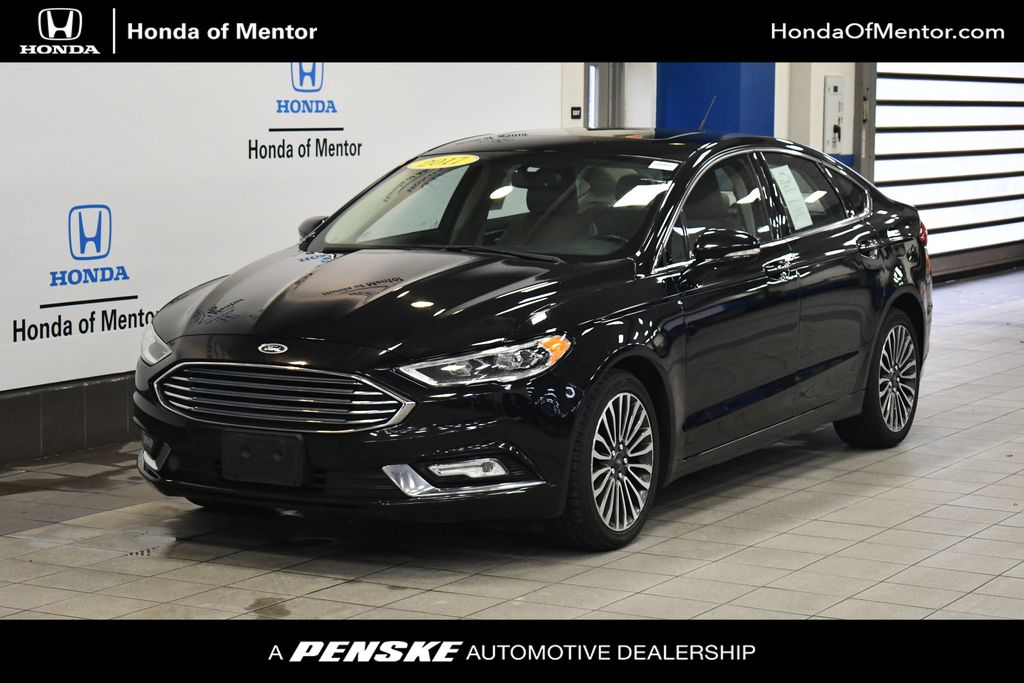 2017 Ford Fusion SE's photo