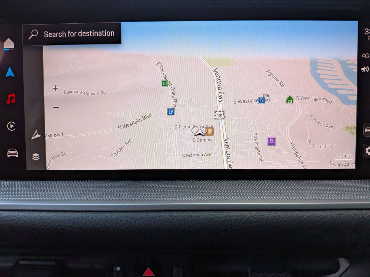 2025 Porsche Cayenne Base photo 17