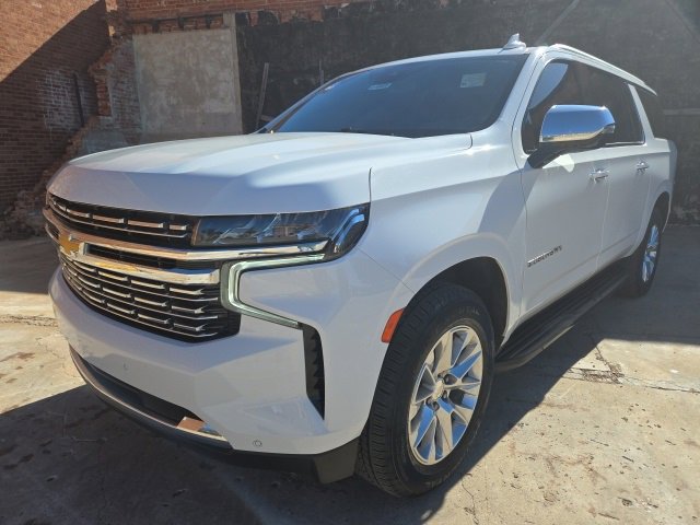 2023 Chevrolet Suburban Premier's photo