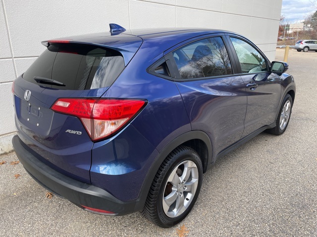 2017 Honda HR-V EX photo 2