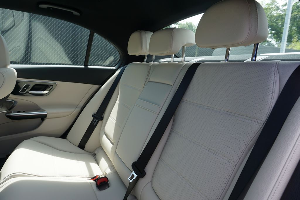 2025 Mercedes Benz C 300 4MATIC photo 43