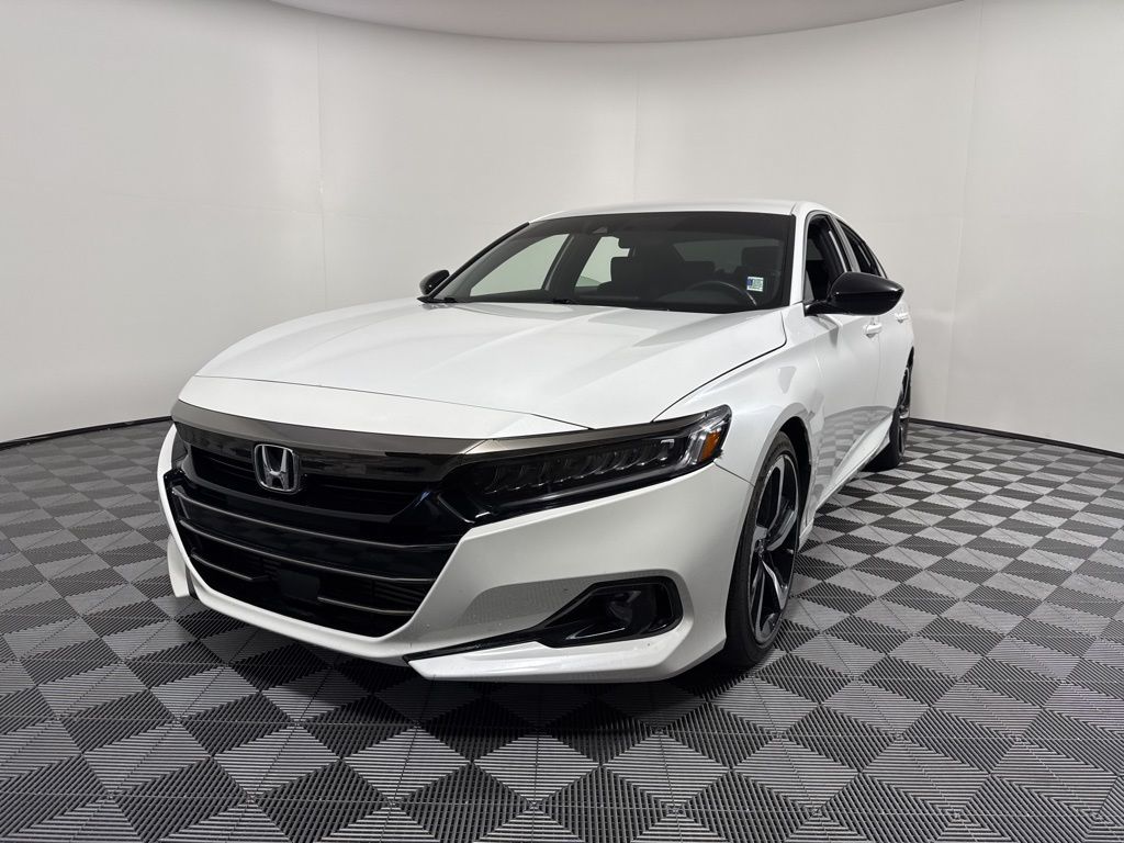 2022 Honda Accord Sport's photo