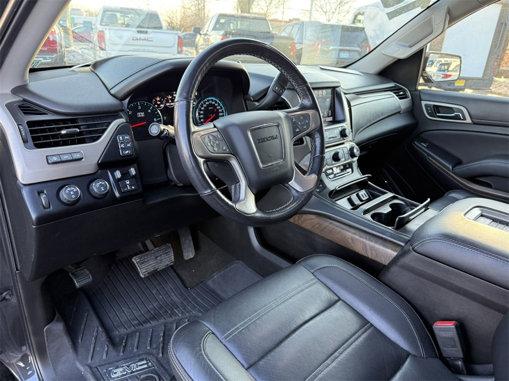 2018 GMC YUKON XL - Image 17