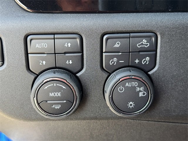 2025 Chevrolet Silverado 1500 LT photo 26