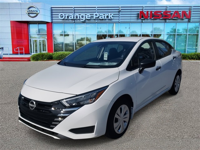 2025 Nissan Versa S photo 4