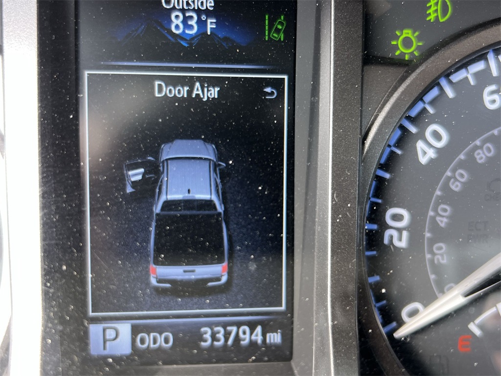 2022 Toyota Tacoma SR5 photo 20
