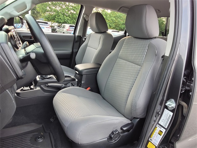 2023 Toyota Tacoma SR V6 photo 9