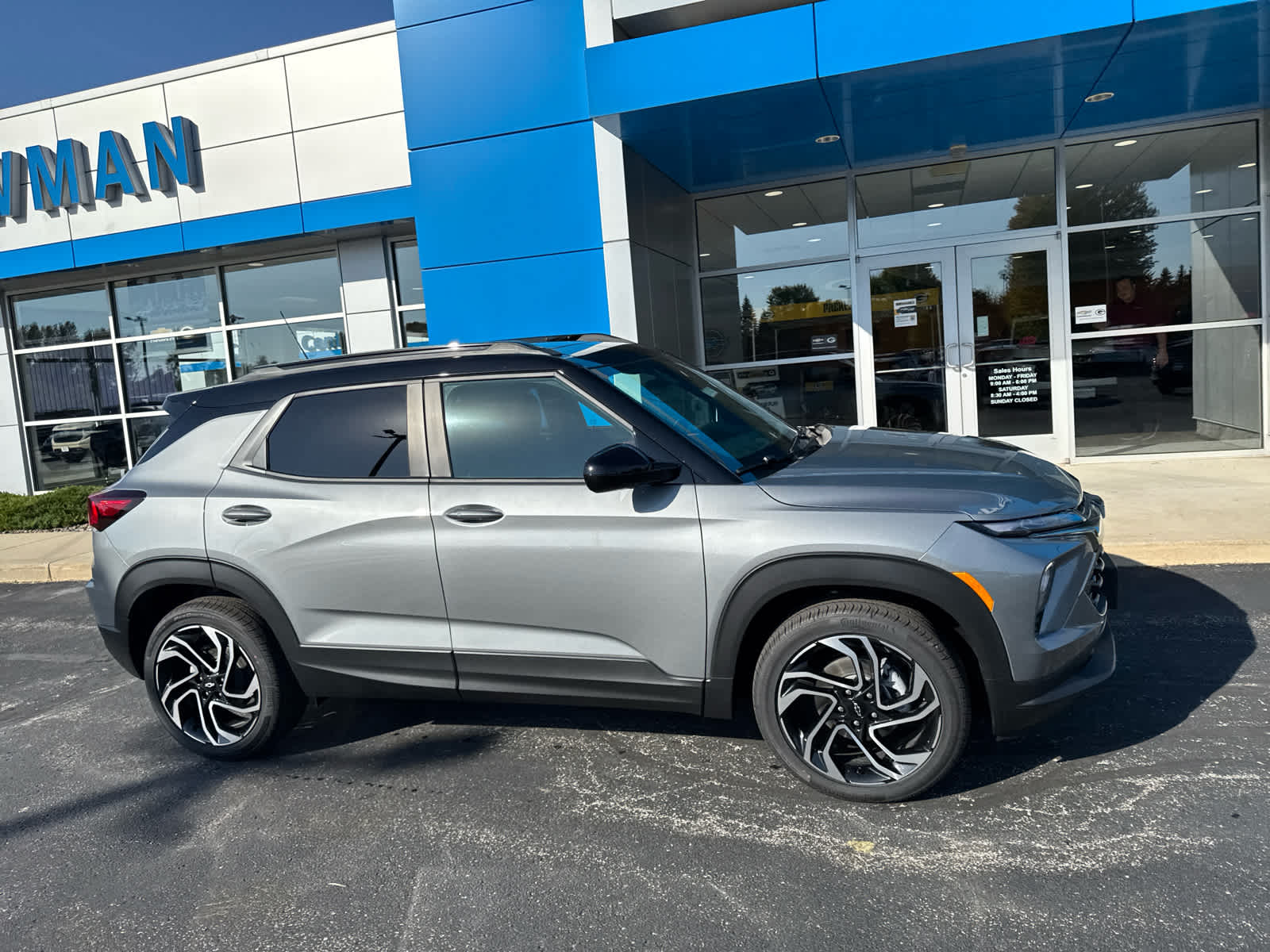 2026 Chevrolet Trailblazer RS photo 2