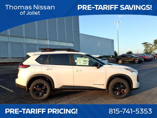 2026 Nissan Rogue SV photo 2