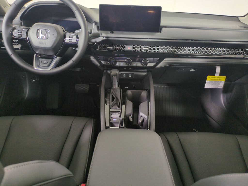 2025 Honda Accord Hybrid Touring photo 17