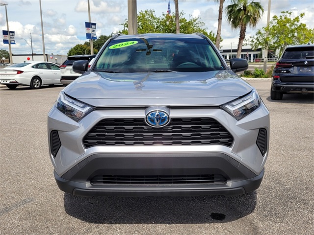 2024 Toyota RAV4 Hybrid LE photo 8