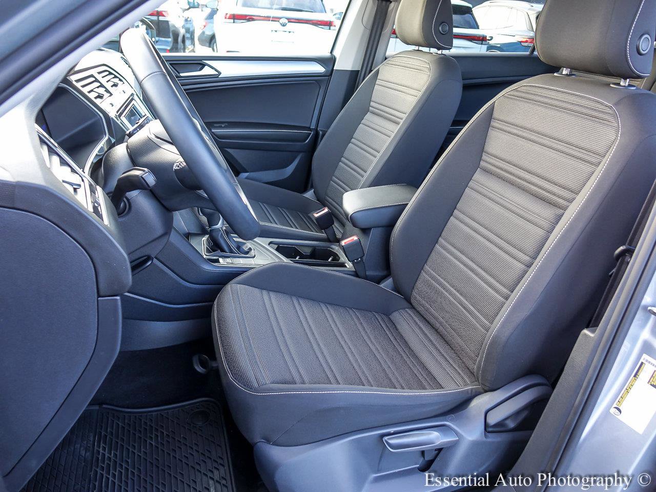 2023 VOLKSWAGEN TIGUAN - Image 7