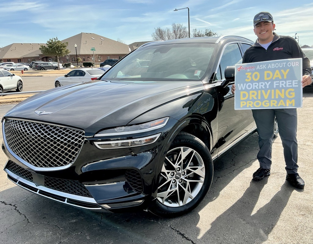 2022 GENESIS GV70 Standard