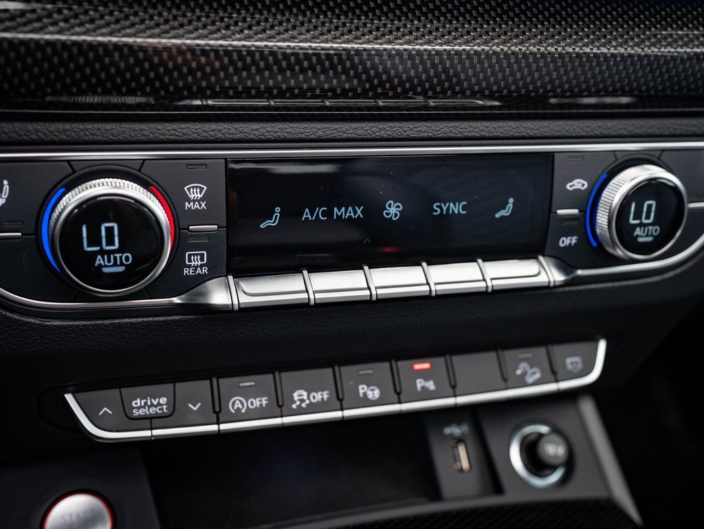 2024 Audi SQ5 Prestige photo 21
