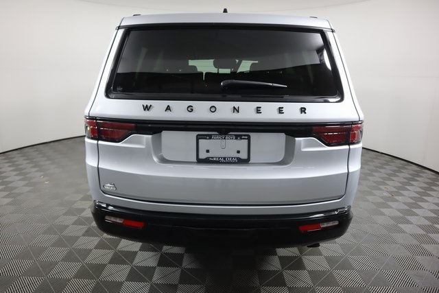 2025 Jeep Wagoneer Series II photo 4