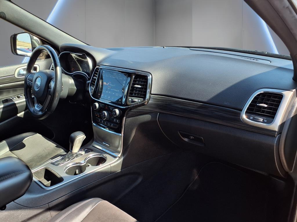 2021 Jeep Grand Cherokee Laredo X photo 11