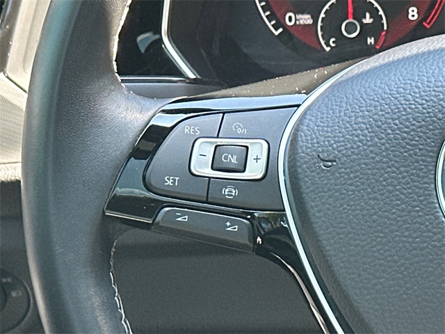 2021 Volkswagen Jetta R-Line photo 23