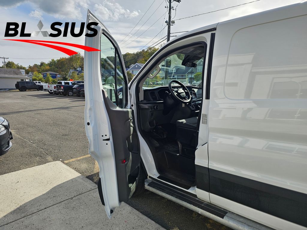 2024 Ford Transit photo 5