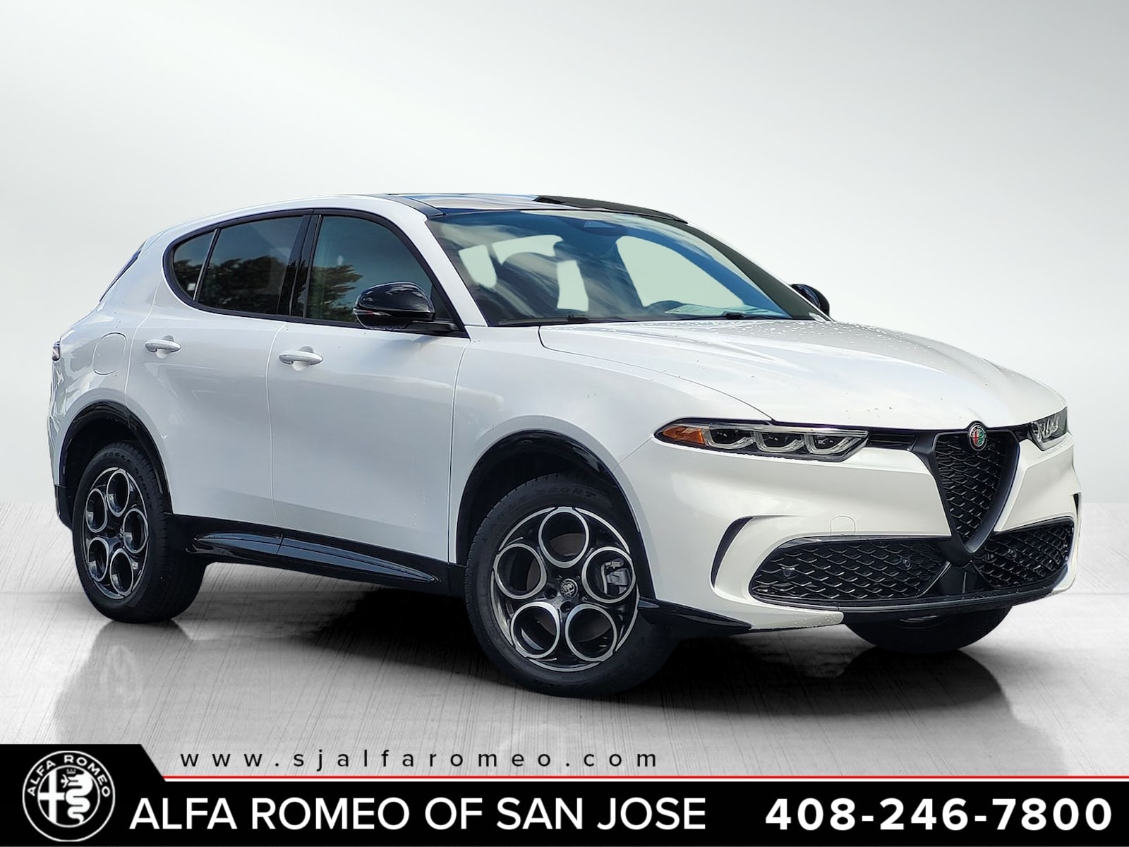 2025 Alfa Romeo Tonale Base