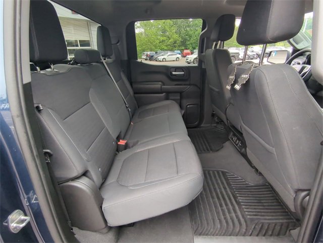 2022 Chevrolet Silverado 1500 LT photo 17