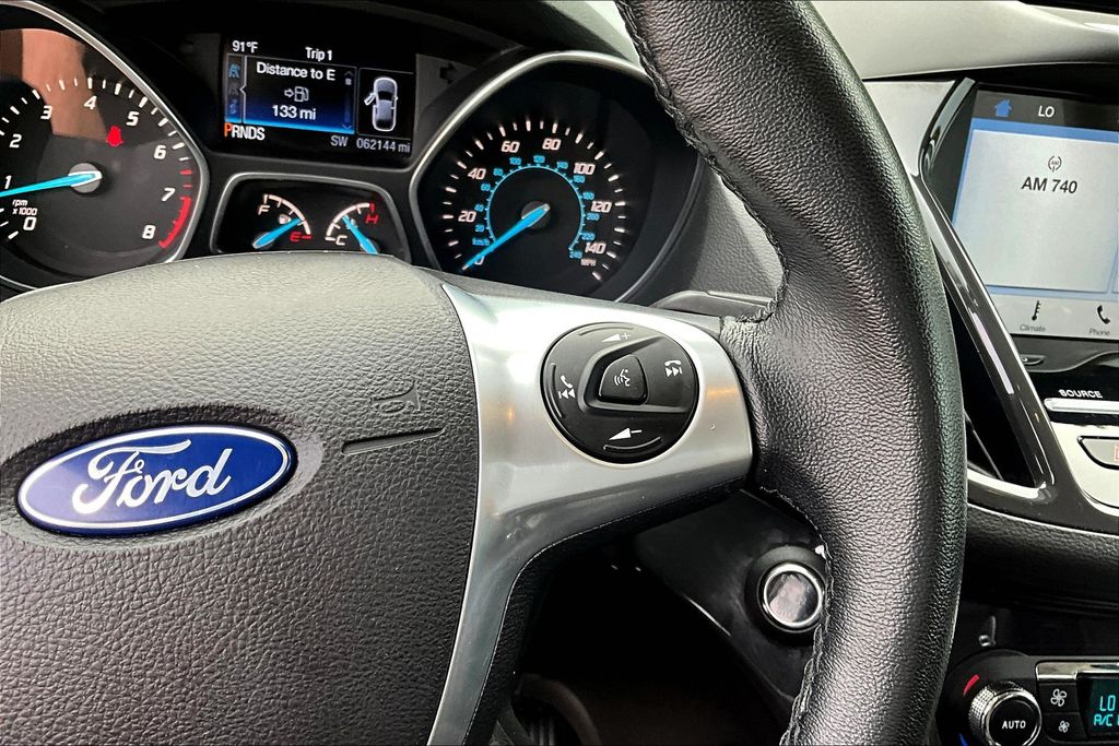2016 Ford Escape Titanium photo 11
