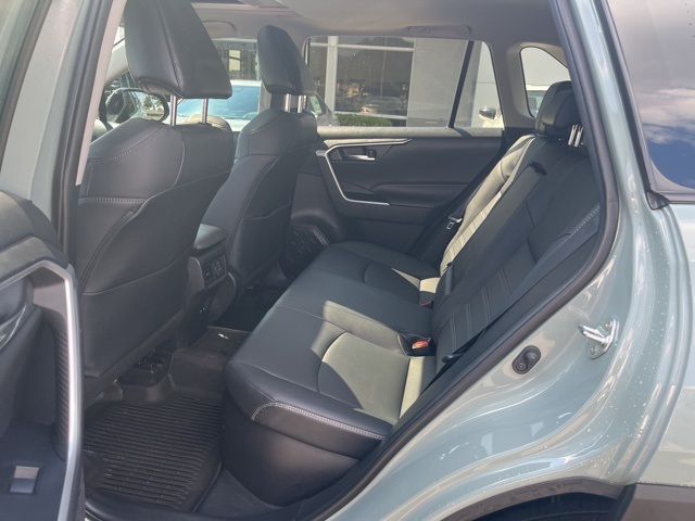 2021 Toyota RAV4 Hybrid XLE Premium photo 40