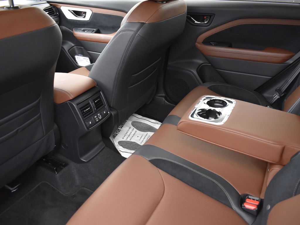2025 Subaru Forester Touring photo 22