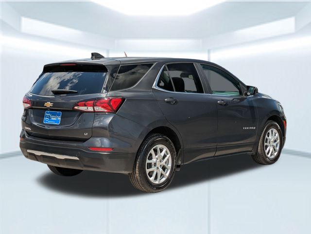 2023 Chevrolet Equinox LT photo 4