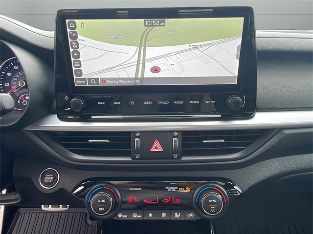 2023 Kia Forte GT-Line photo 15