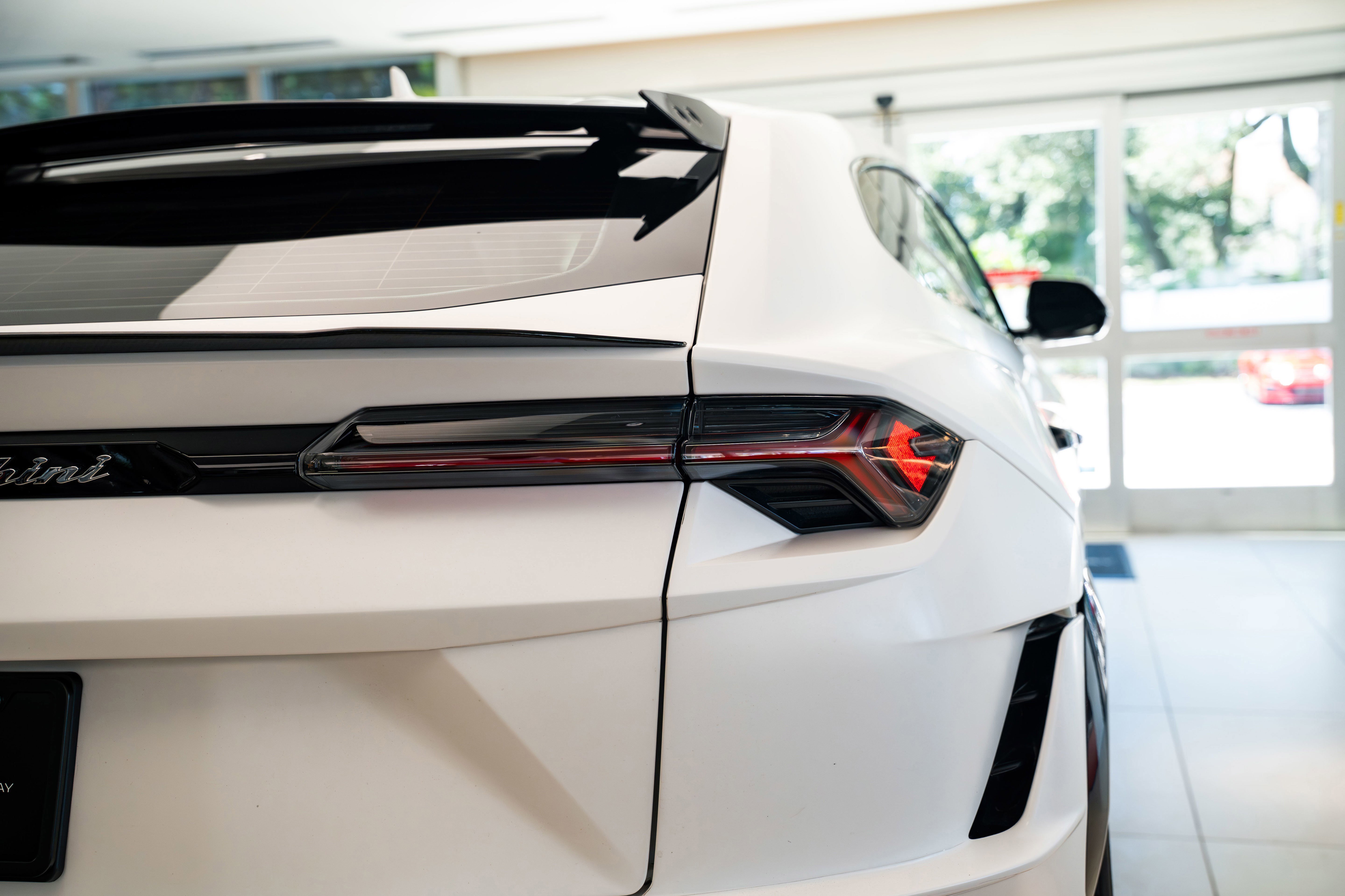 2023 Lamborghini Urus Performante photo 15