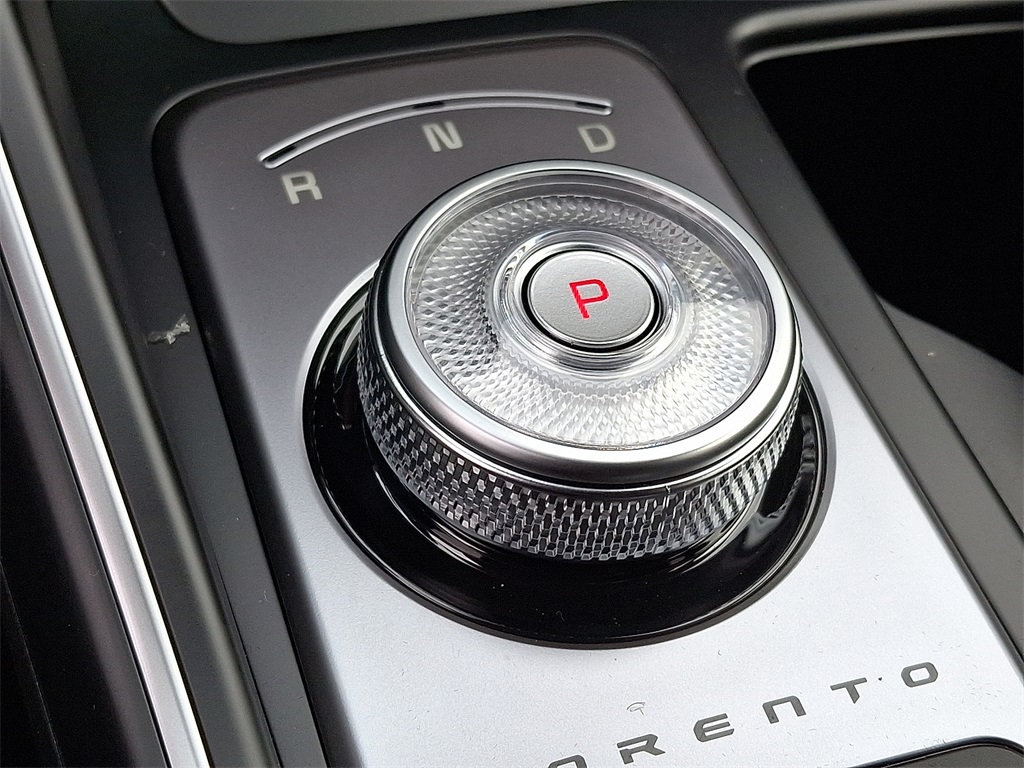 2026 Kia Sorento Plug-In Hybrid EX photo 4