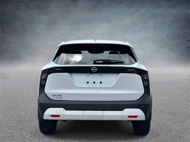 2025 Nissan Kicks SV photo 3