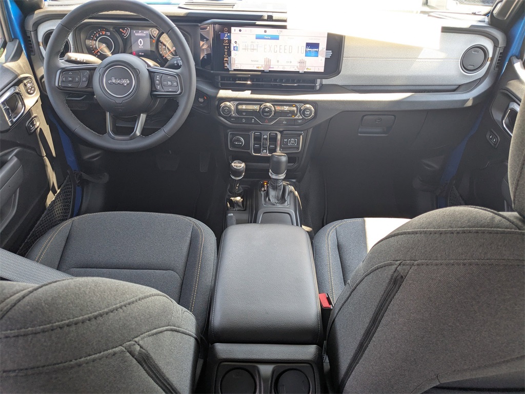 2025 Jeep Gladiator Sport S photo 14