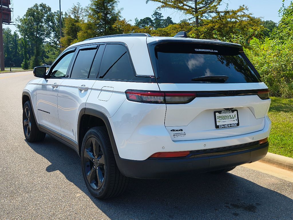 2023 Jeep Grand Cherokee Altitude X photo 3