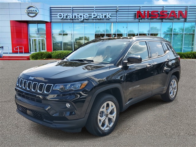 2025 Jeep Compass North Edition Latitude photo 4