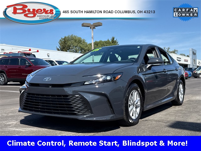 2025 Toyota Camry LE photo 8