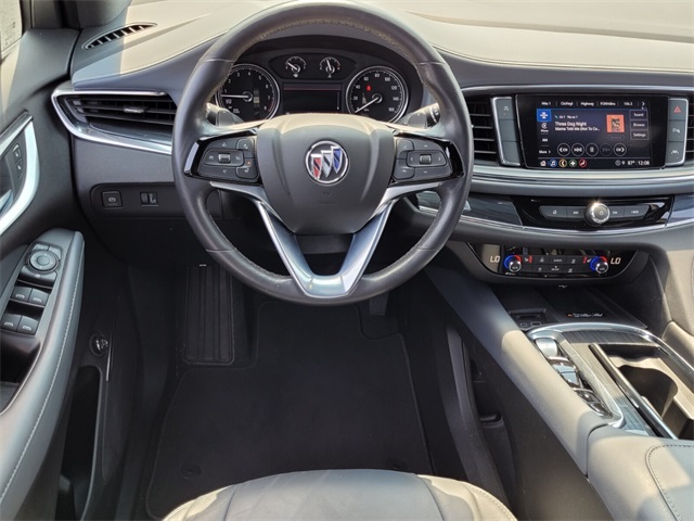 2023 Buick Enclave Essence photo 9