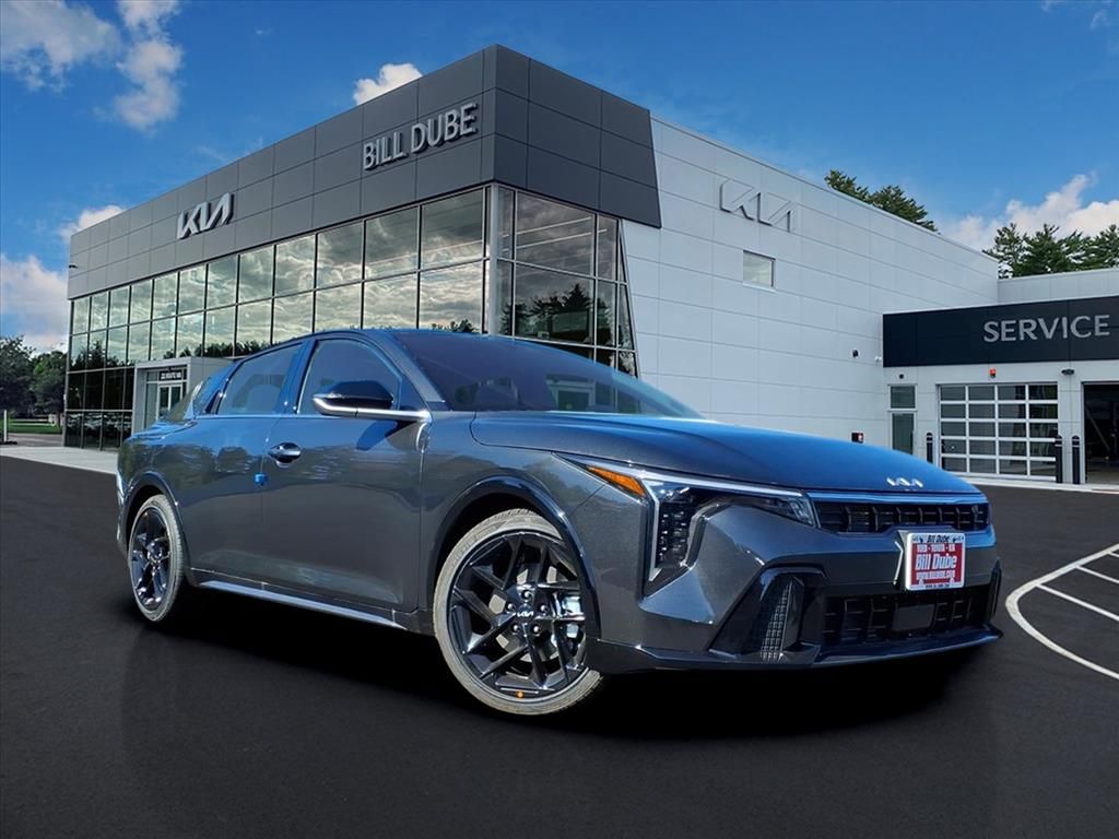 2025 Kia K4 GT-Line Turbo's photo